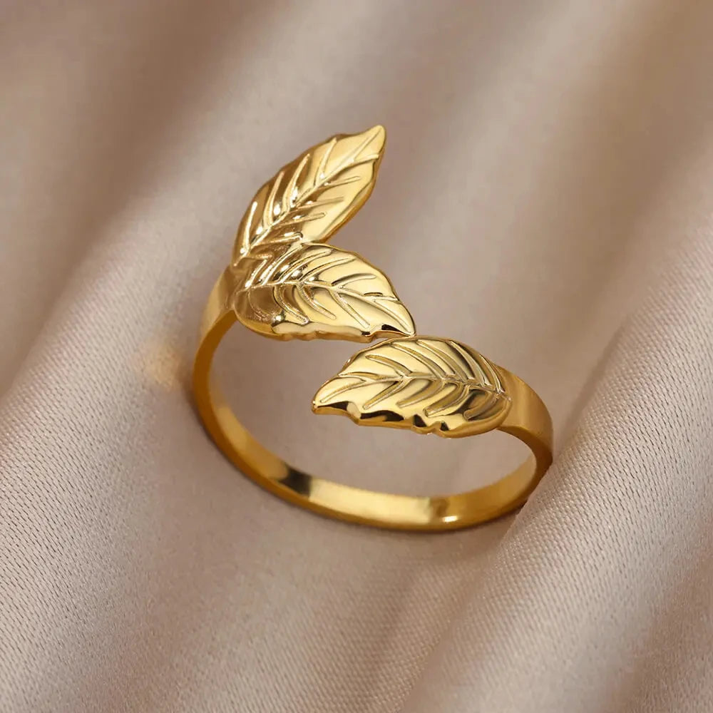 Velora Ring