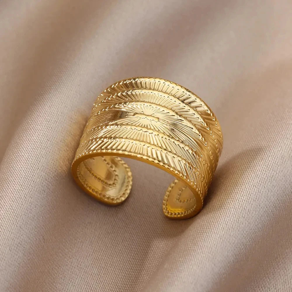 Velora Ring