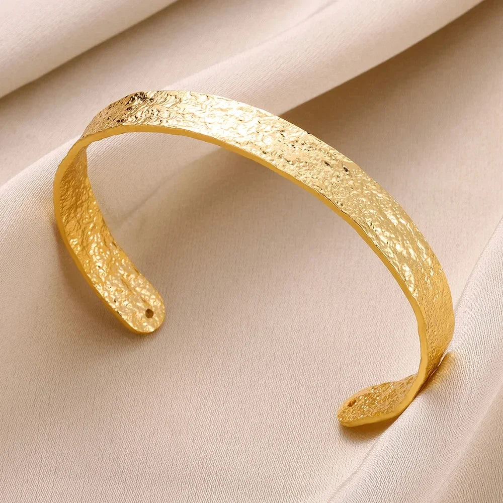 GoldRipple Cuff